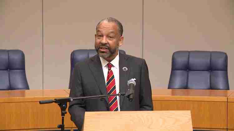 New Charlotte Mayor Rob Harrington Takes Office: What It Means for South Charlotte, Fort Mill, and Indian Land Residents